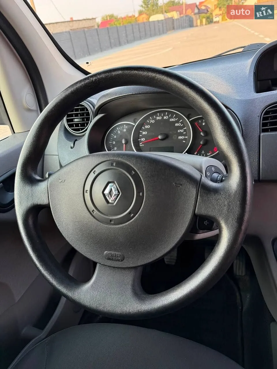 2010 Renault Kangoo - мініатюра 38