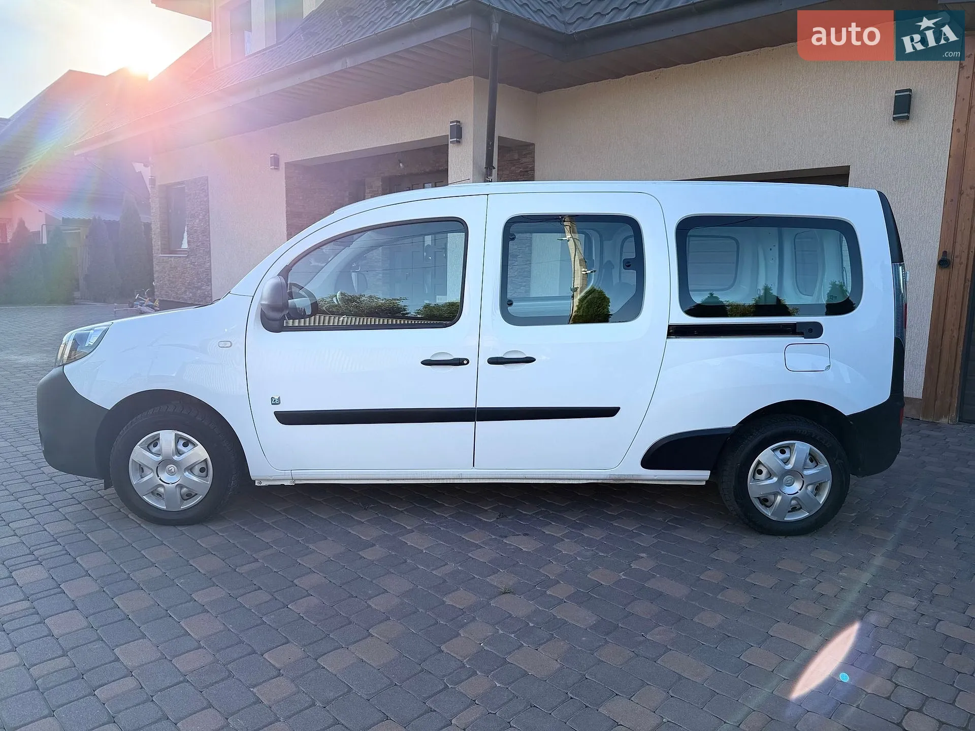 2016 Renault Kangoo - мініатюра 10
