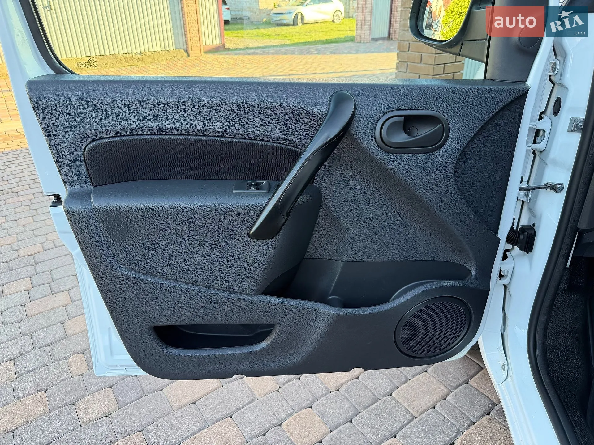 2016 Renault Kangoo - мініатюра 25
