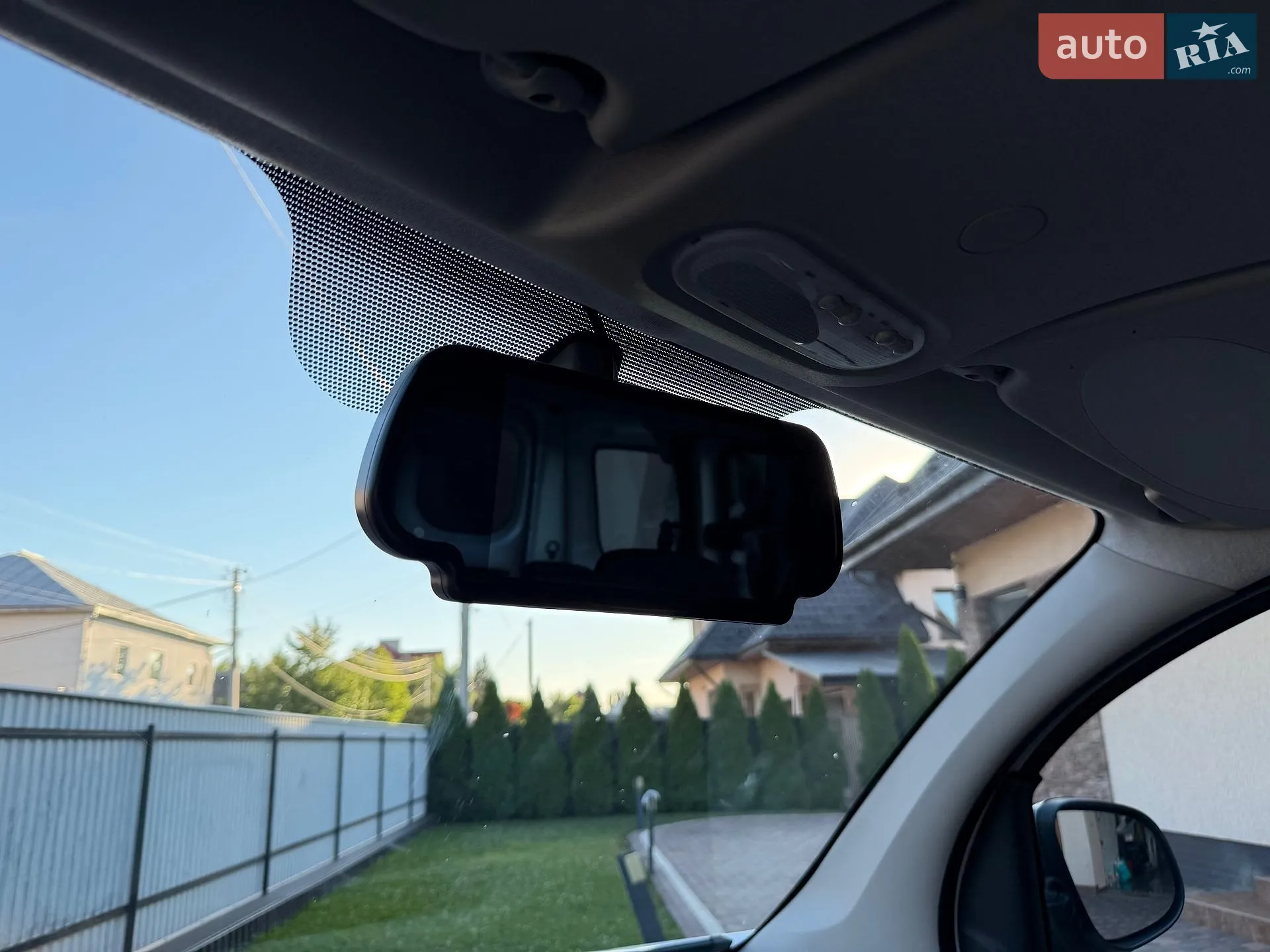 2016 Renault Kangoo - мініатюра 38