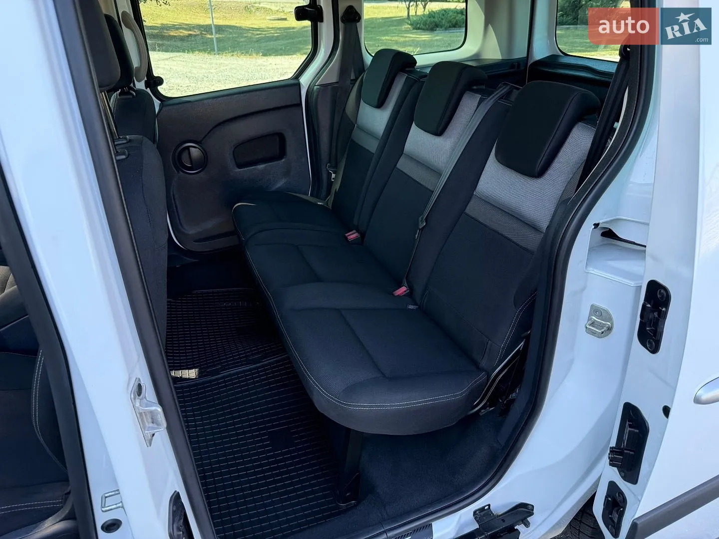 2017 Renault Kangoo - мініатюра 37