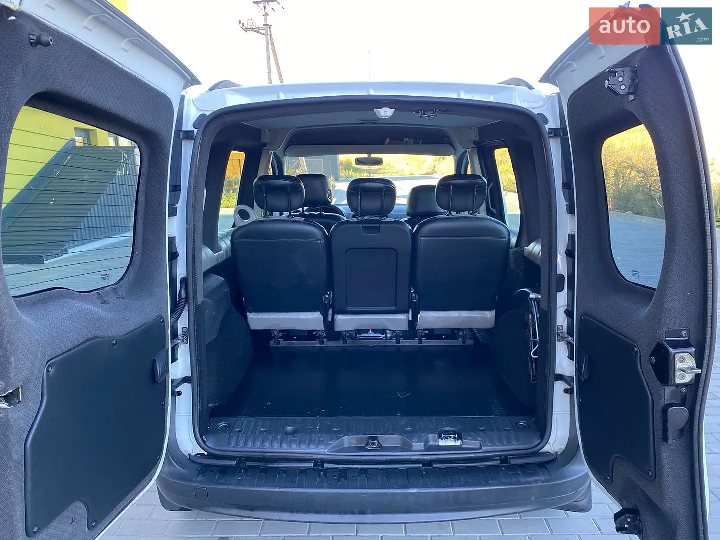 2010 Renault Kangoo - мініатюра 20