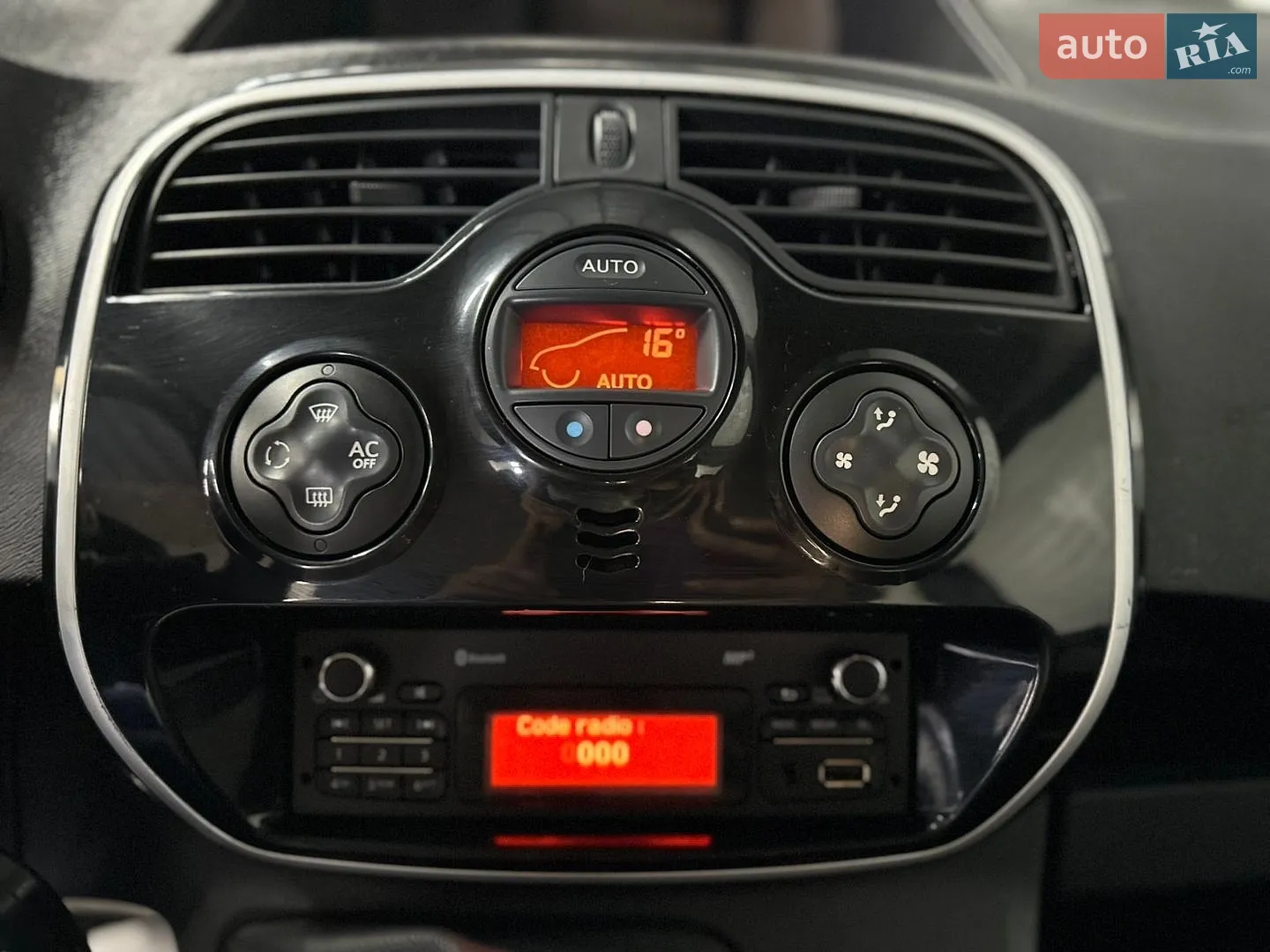 2015 Renault Kangoo - мініатюра 57