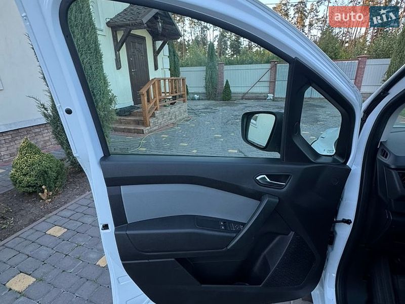 Грузовой фургон Renault Kangoo 2023 в Киеве