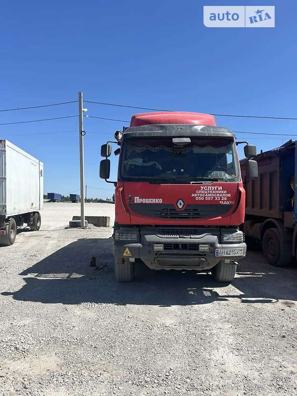 Самоскид Renault Kerax 2010 в Дніпрі