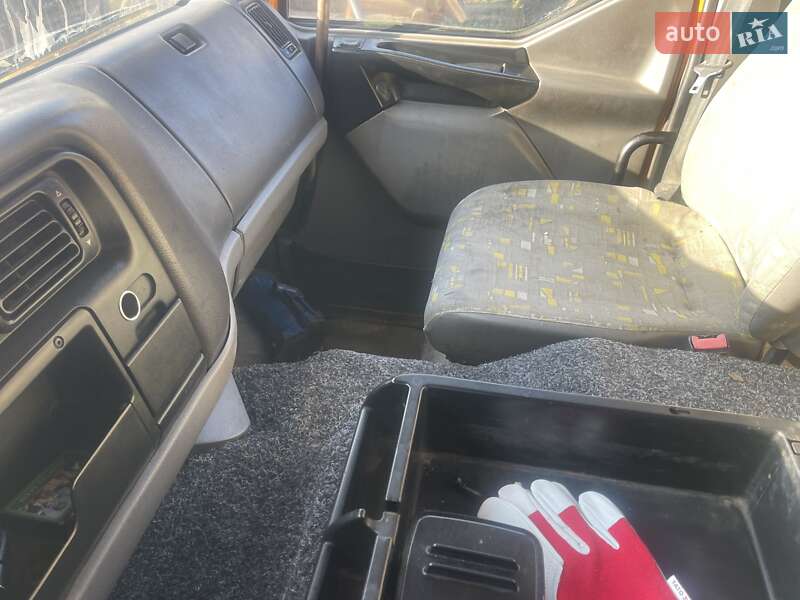 Самоскид Renault Kerax 2006 в Тячеві