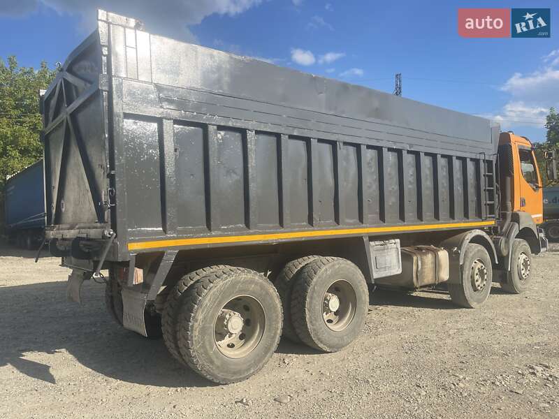 Самоскид Renault Kerax 2006 в Тячеві