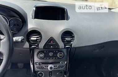 Внедорожник / Кроссовер Renault Koleos 2012 в 