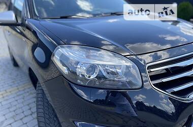Внедорожник / Кроссовер Renault Koleos 2012 в 