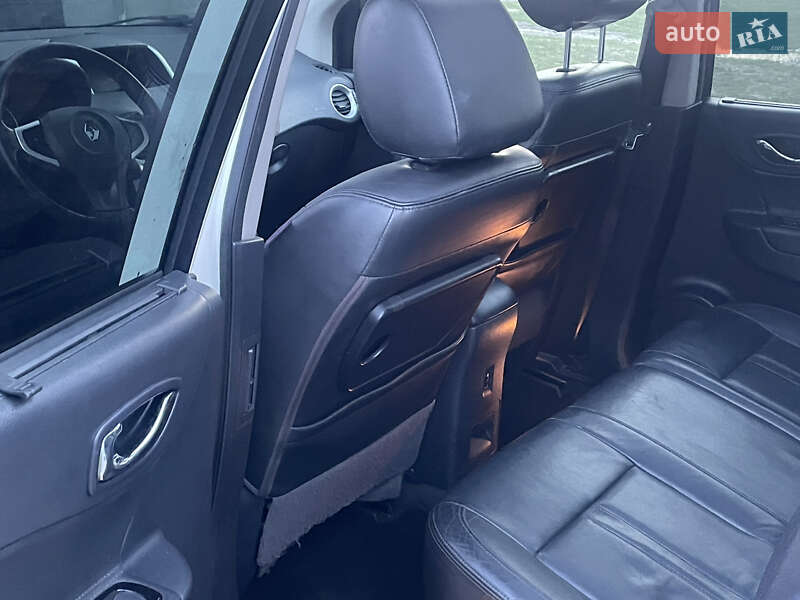 Внедорожник / Кроссовер Renault Koleos 2010 в Рава-Русской
