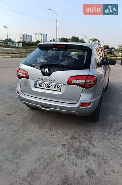 Позашляховик / Кросовер Renault Koleos 2012 в 
