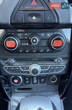 Внедорожник / Кроссовер Renault Koleos 2012 в 