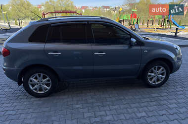 Внедорожник / Кроссовер Renault Koleos 2010 в 