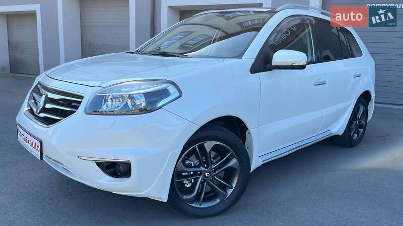 Позашляховик / Кросовер Renault Koleos 2012 в 