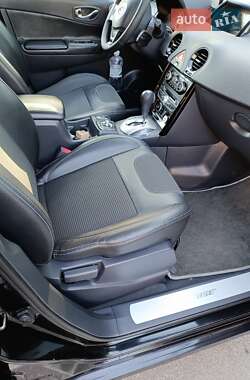 Внедорожник / Кроссовер Renault Koleos 2011 в 
