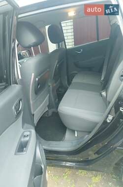 Позашляховик / Кросовер Renault Koleos 2010 в 
