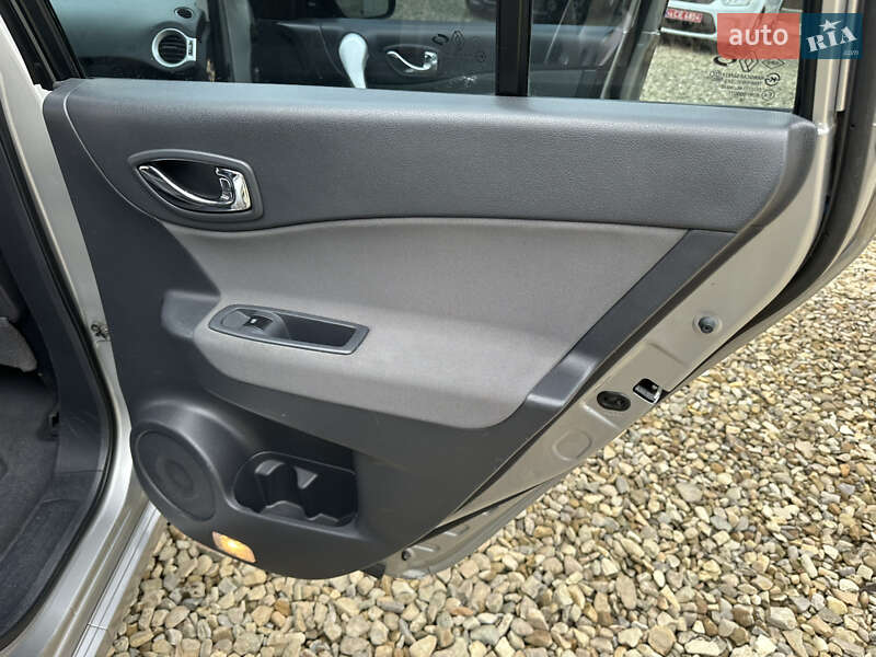 Позашляховик / Кросовер Renault Koleos 2009 в Стрию