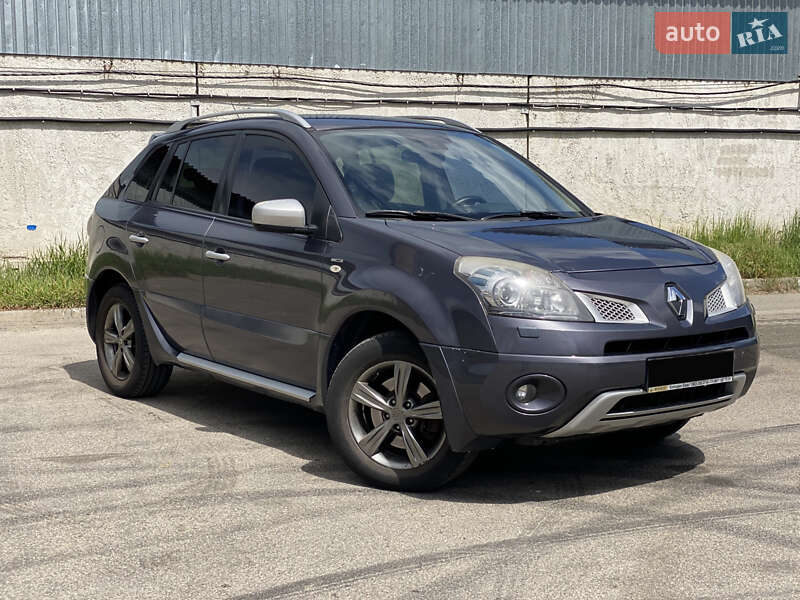 Внедорожник / Кроссовер Renault Koleos 2010 в 
