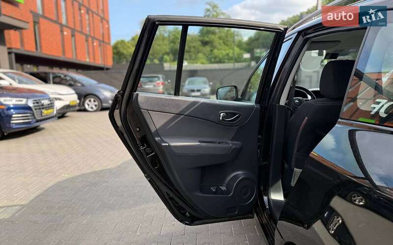 Внедорожник / Кроссовер Renault Koleos 2012 в Черновцах