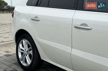 Внедорожник / Кроссовер Renault Koleos 2011 в 