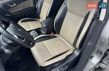 Позашляховик / Кросовер Renault Koleos 2009 в 