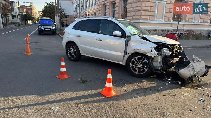 Внедорожник / Кроссовер Renault Koleos 2012 в 