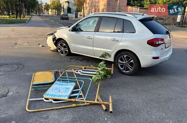 Внедорожник / Кроссовер Renault Koleos 2012 в 