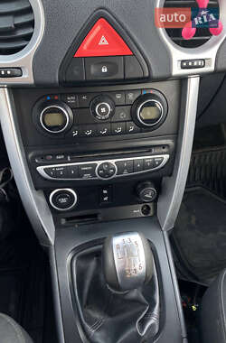 Внедорожник / Кроссовер Renault Koleos 2008 в 