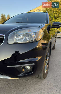 Позашляховик / Кросовер Renault Koleos 2011 в 