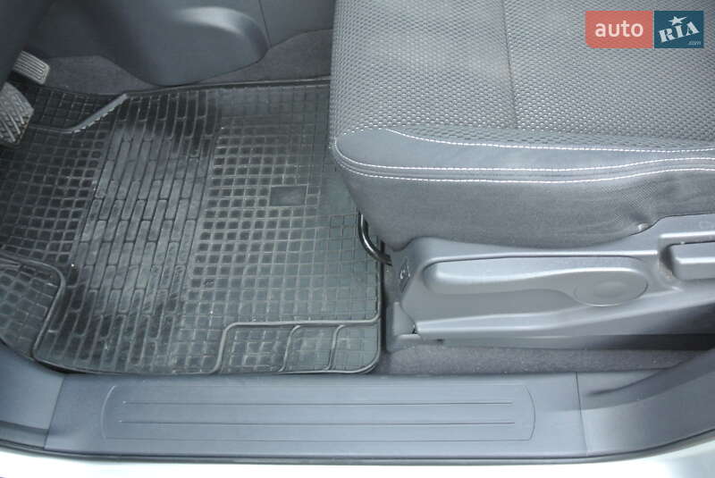 Внедорожник / Кроссовер Renault Koleos 2012 в Черновцах фото 15 Внедорожник / Кроссовер Renault Koleos 2012 в Черновцах