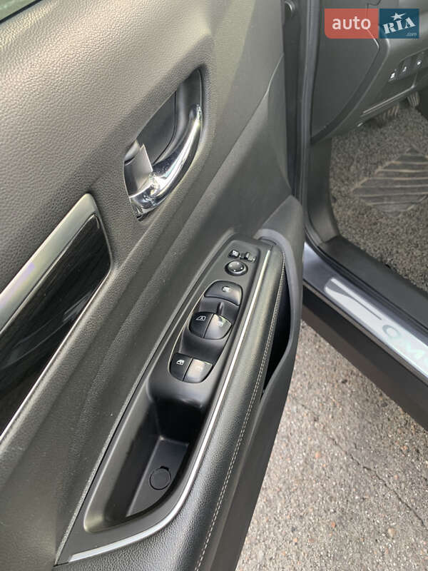 Внедорожник / Кроссовер Renault Koleos 2016 в Луцке фото 15 Внедорожник / Кроссовер Renault Koleos 2016 в Луцке