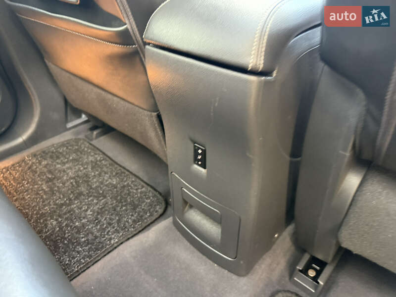 Внедорожник / Кроссовер Renault Koleos 2012 в Ровно