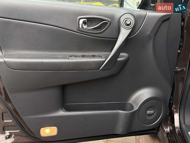 Внедорожник / Кроссовер Renault Koleos 2015 в Киеве