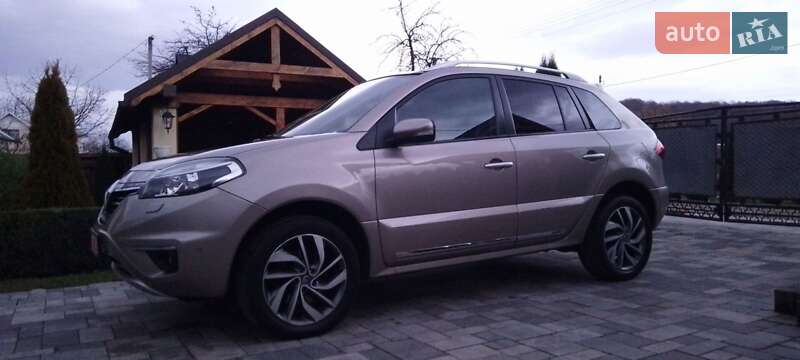Внедорожник / Кроссовер Renault Koleos 2014 в Косове