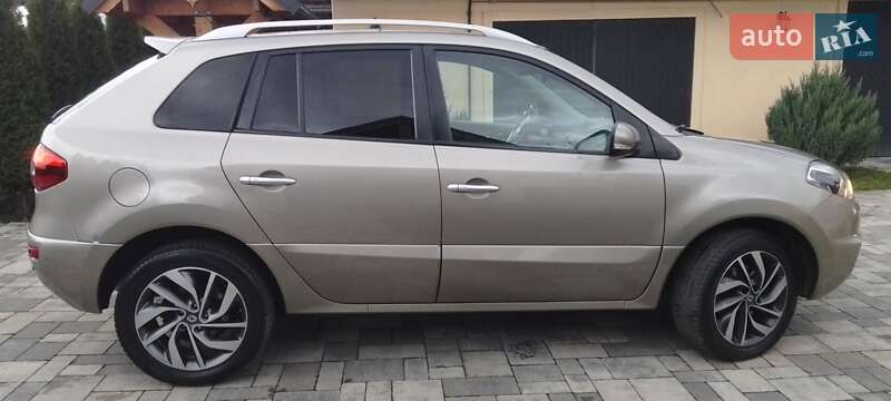 Внедорожник / Кроссовер Renault Koleos 2014 в Косове