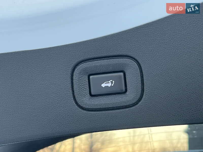 Внедорожник / Кроссовер Renault Koleos 2017 в Черкассах