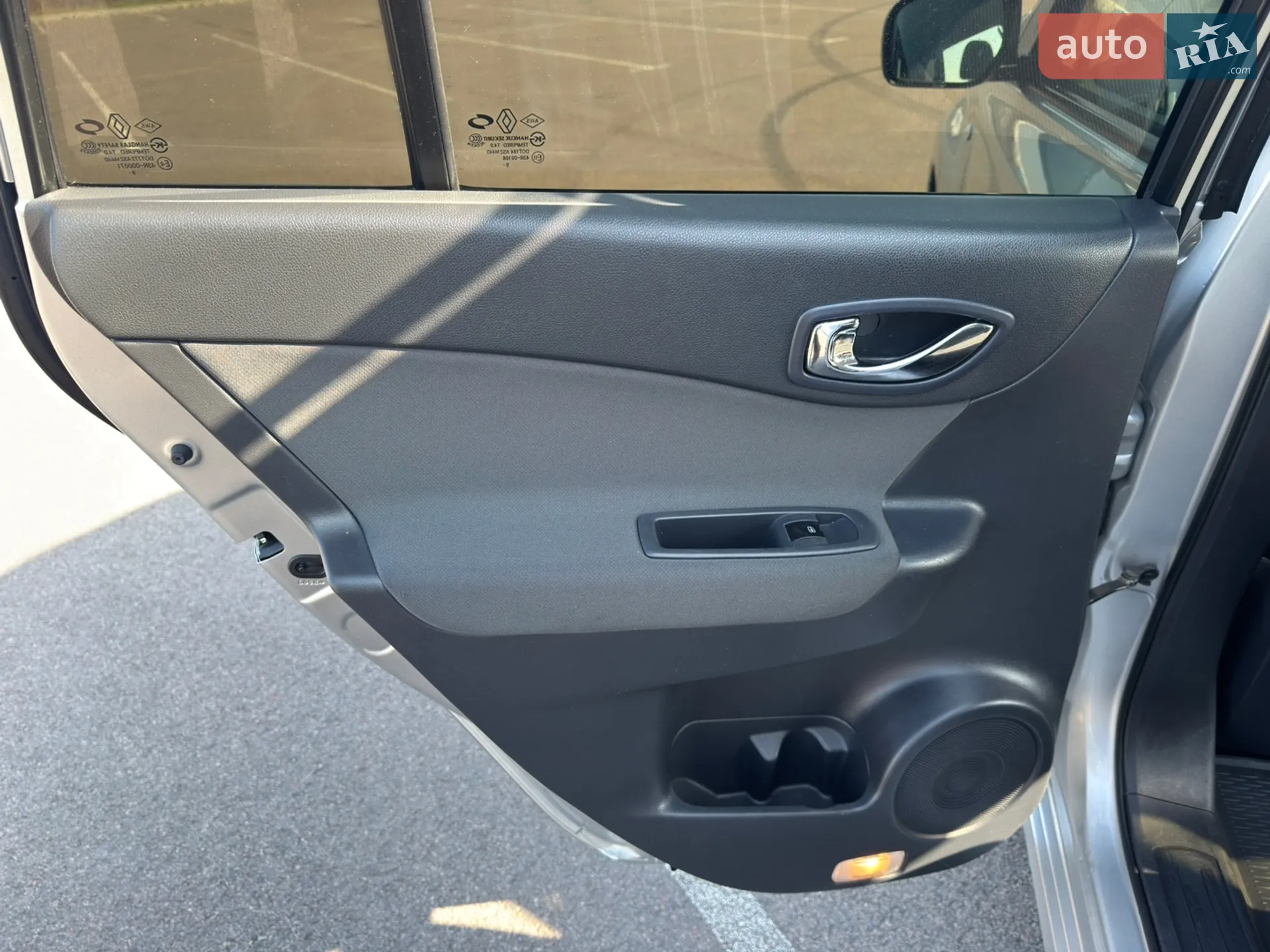 2010 Renault Koleos - мініатюра 16