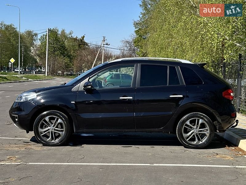 Внедорожник / Кроссовер Renault Koleos 2012 в Белогородке