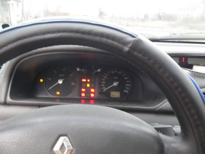 Універсал Renault Laguna 2002 в Чопі