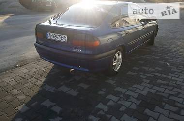 Хэтчбек Renault Laguna 1994 в Звягеле