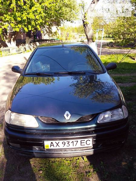Renault Laguna 1998 года