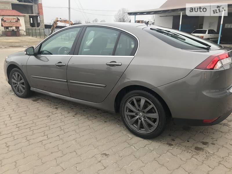 Хетчбек Renault Laguna 2010 в Івано-Франківську