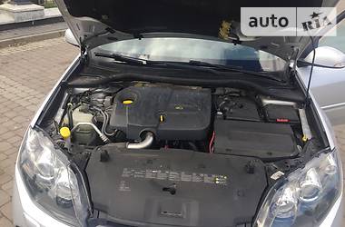 Хетчбек Renault Laguna 2009 в 