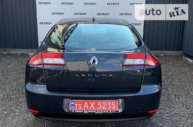 Ліфтбек Renault Laguna 2013 в 