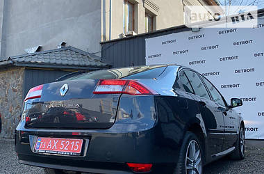 Ліфтбек Renault Laguna 2013 в 