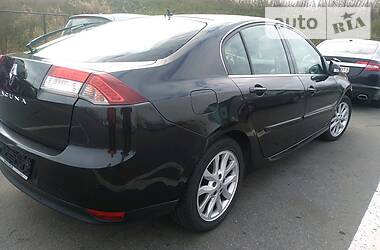 Хетчбек Renault Laguna 2009 в 