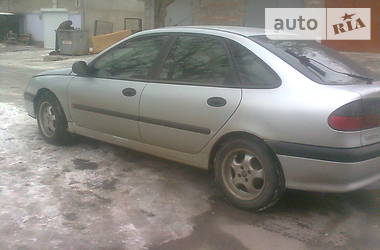 Хетчбек Renault Laguna 1995 в 