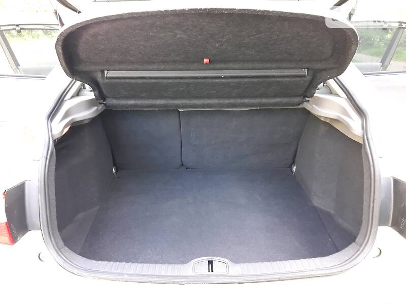 Хетчбек Renault Laguna 2002 в Полтаві фото 70 Хетчбек Renault Laguna 2002 в Полтаві