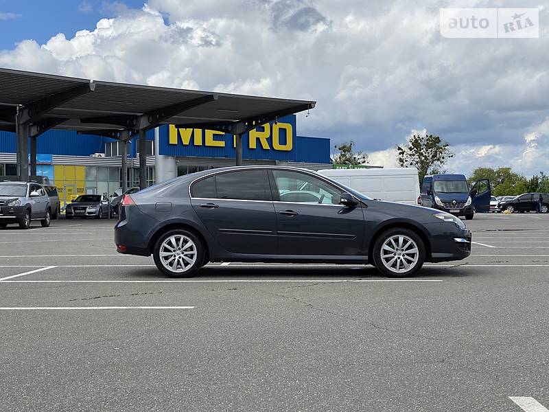Хетчбек Renault Laguna 2011 в Києві