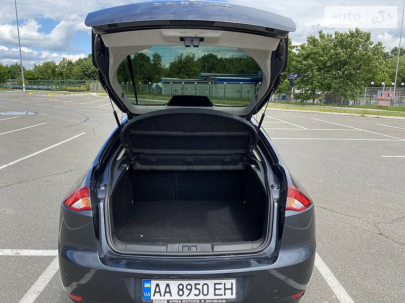 Хетчбек Renault Laguna 2011 в Києві